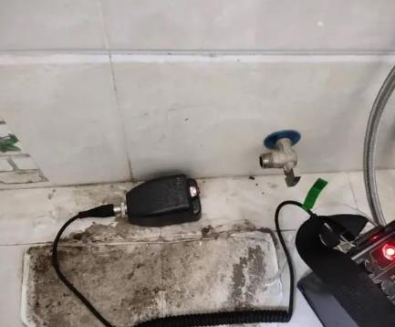 麦积屋顶漏水维修公司分享下卫生间漏水的危害及解决方法